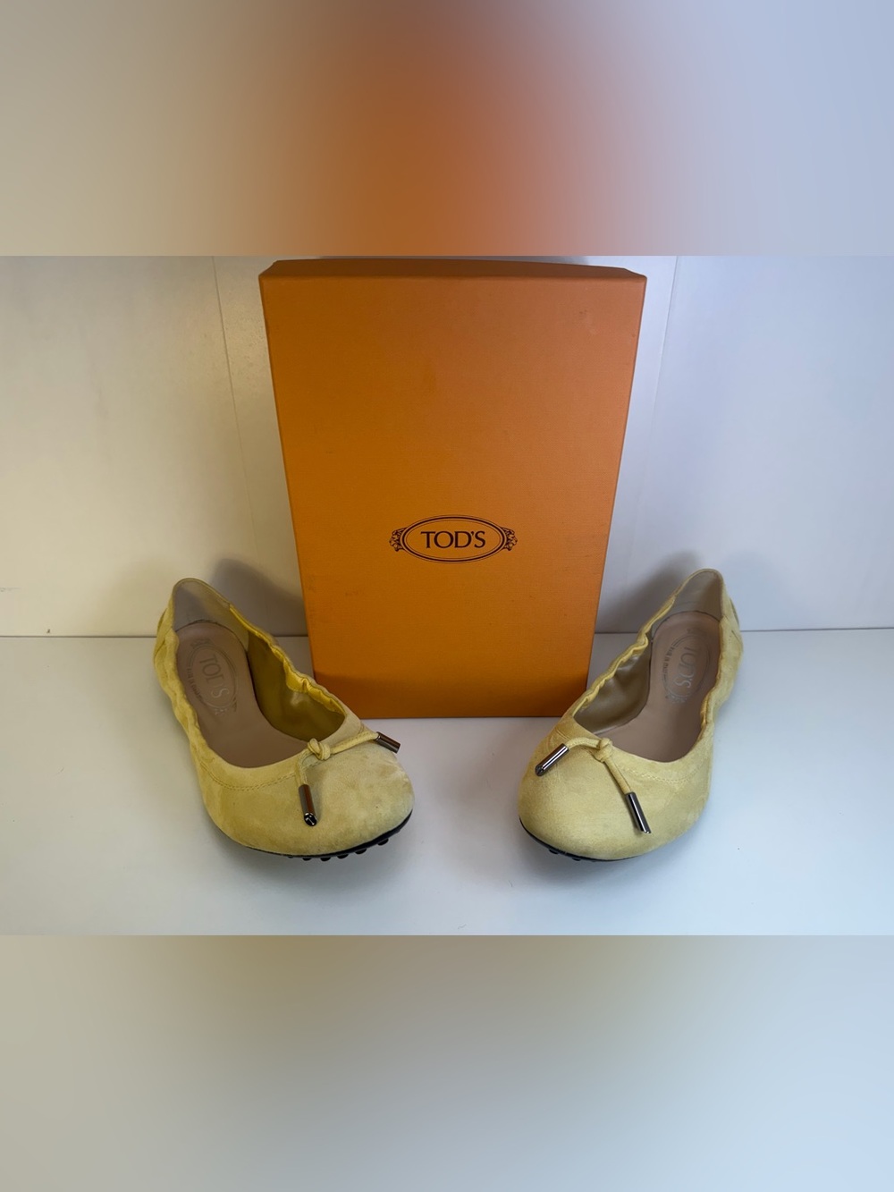 TOD'S Ballerina Dee Laccetto Lemon Yellow Suede Ballet Flats with Bow Accent